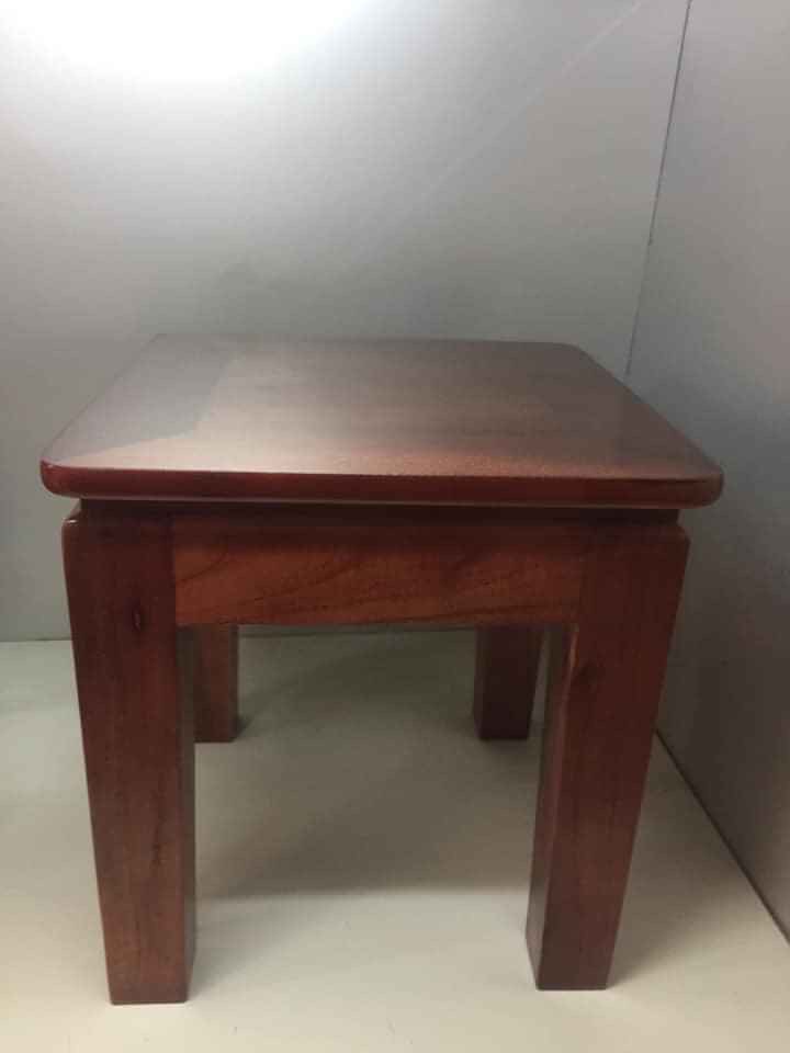 ĐÔN GHẾ GỖ CHÂN THẲNG ĐK 30X30 CAO 37CM HAN438