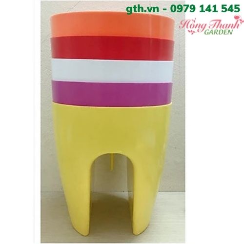 1 Chậu Kẹp Ban Công Trồng Hoa Cây Cảnh Nhiều Màu - ĐK 30.5cm