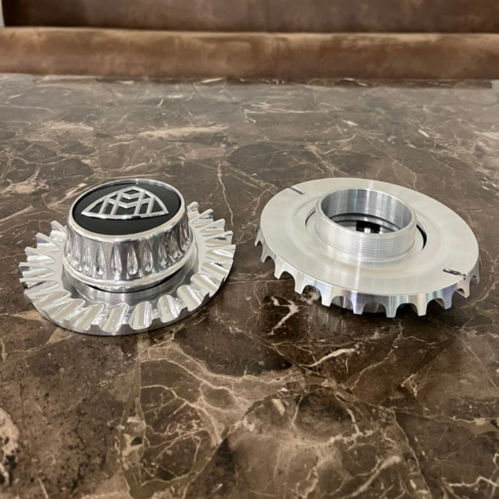 Logo chụp mâm, ốp lazang bánh xe ô tô Maybach BC-TY - Chất liệu hợp kim nhôm cao cấp