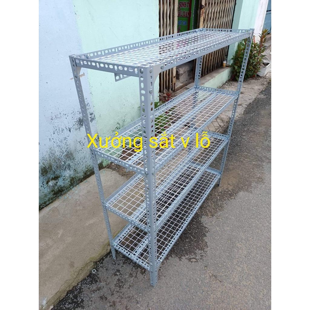 kệ sắt V Lỗ 4 Tầng ( rộng 40cm ) Vỉ lưới sắt ô vuông,DÀI CAO NHIỀU KÍCH THƯỚC LỰA CHỌN