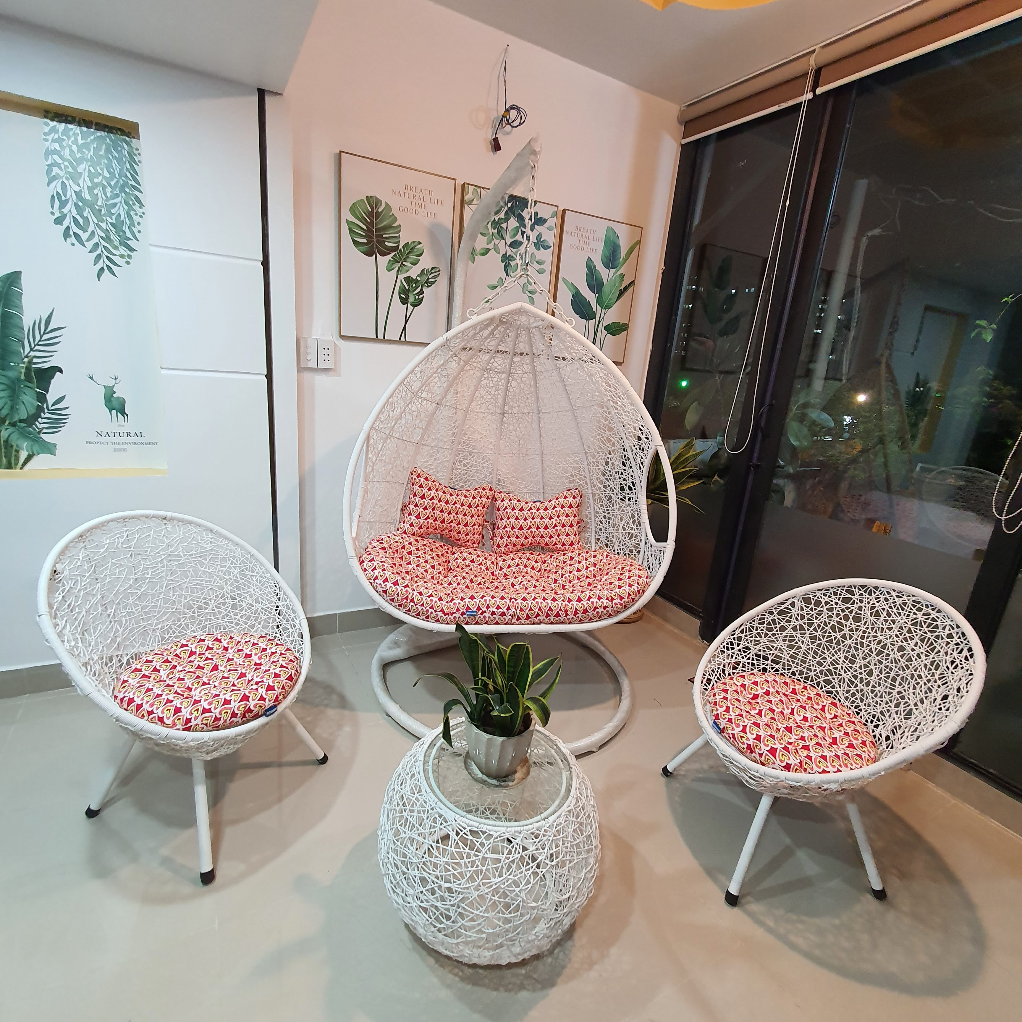 Bộ bàn ghế sân vườn kèm xích đu đôi