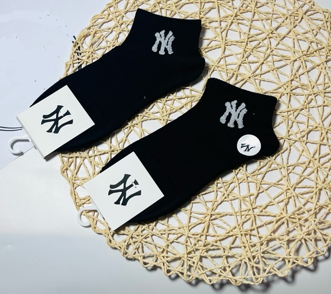 Tất NY cổ ngắn phong cách thời trang Hàn Quốc