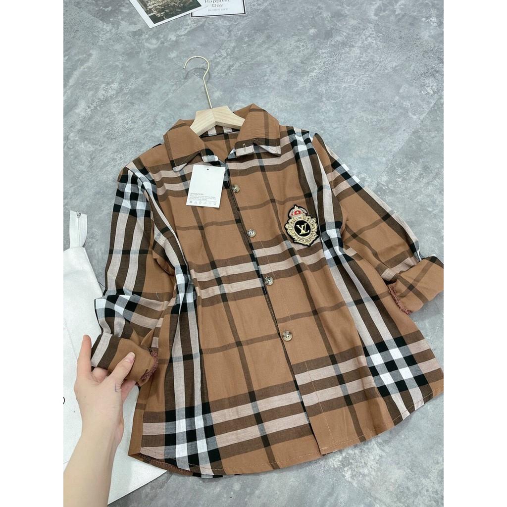 Áo Sơ Mi Kẻ Thô Dũi Logo Tag Đá