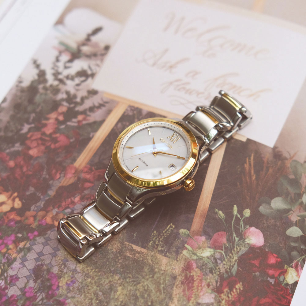 Đồng Hồ Nữ Citizen Dây Thép Không Gỉ EO1164-54A - Mặt Trắng