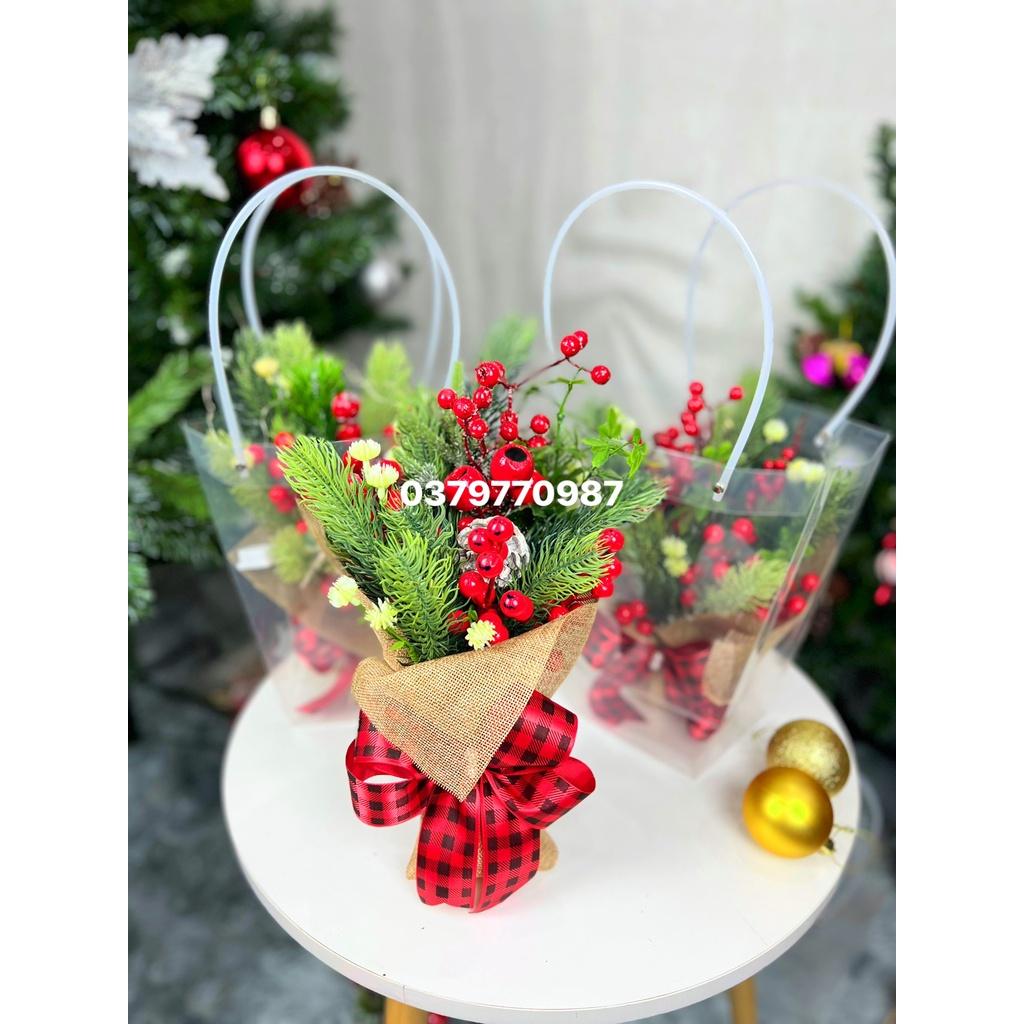 Bó hoa lụa quà tặng dịp lễ,sinh nhật,noel đào đông đỏ cành quả cherry