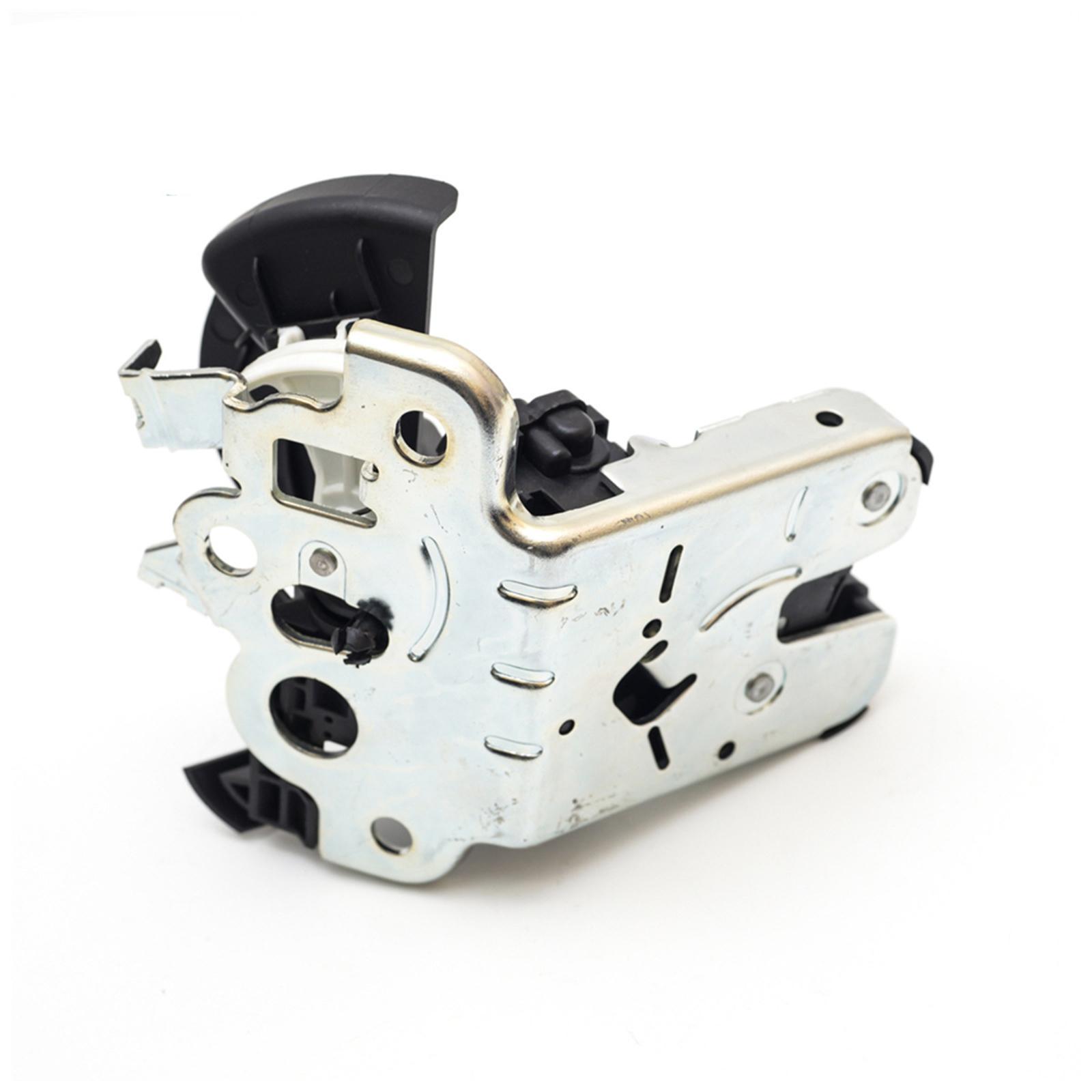 Rear Tailgate Lock 5C6827505   Lock    2011-2018