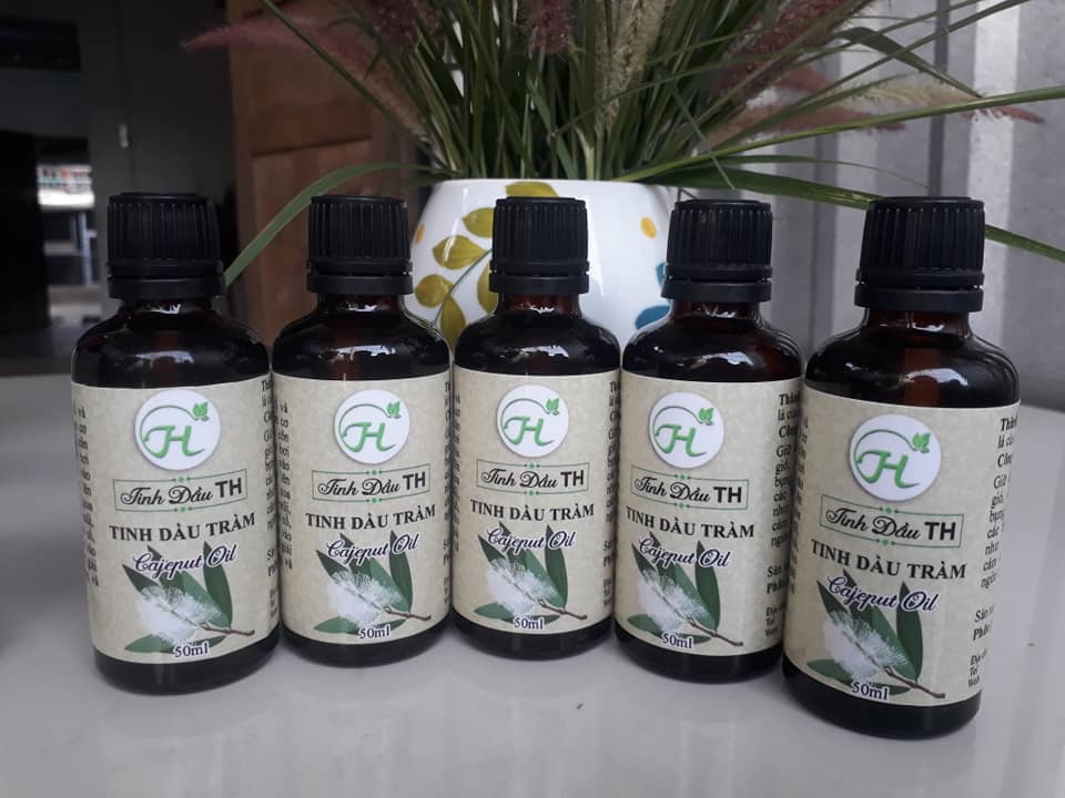 Dầu Tràm, Tinh Dầu Tràm Gió Cajeput TH Nguyên Chất (100ml), Tốt Cho Bé Sơ Sinh Và Trẻ Nhỏ, Giúp Giữ Ấm Cơ Thể Bé, Xua Đuổi Muỗi Và Côn Trùng - Có Hàm Lượng Cineol Cao, Được Kiểm Định Chất Lượng Đầy Đủ