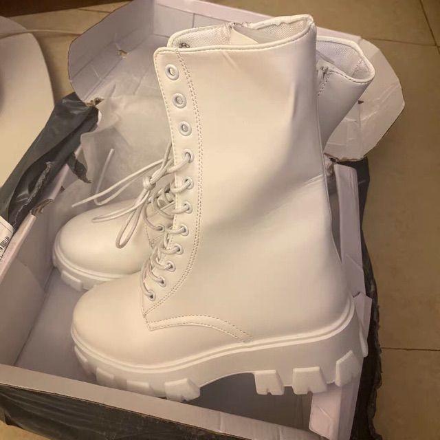 SẴN Giày Bốt Martin cao cổ đế độn, boots cao cổ buộc dây kéo khoá , chất da Pu đẹp mềm