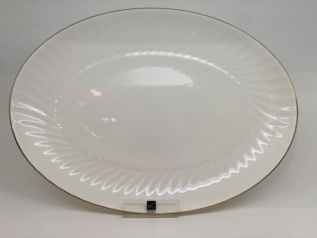 Đĩa bầu dục sứ xương cao cấp vân sóng viền vàng 14inch GOLD SWING 5677BD