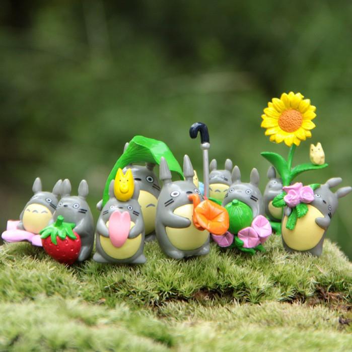 Bộ combo 09 mô hình Totoro nhỏ xinh cho các bạn trang trí tiểu cảnh, terrarium, DIY