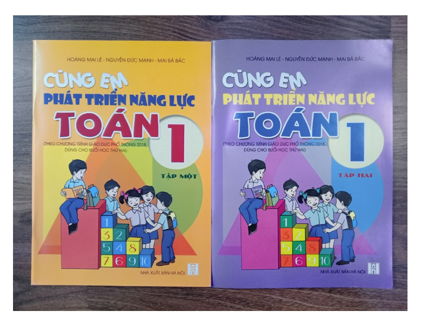 Sách - Cùng Em Phát Triển Năng Lực Toán 1 - tập 1