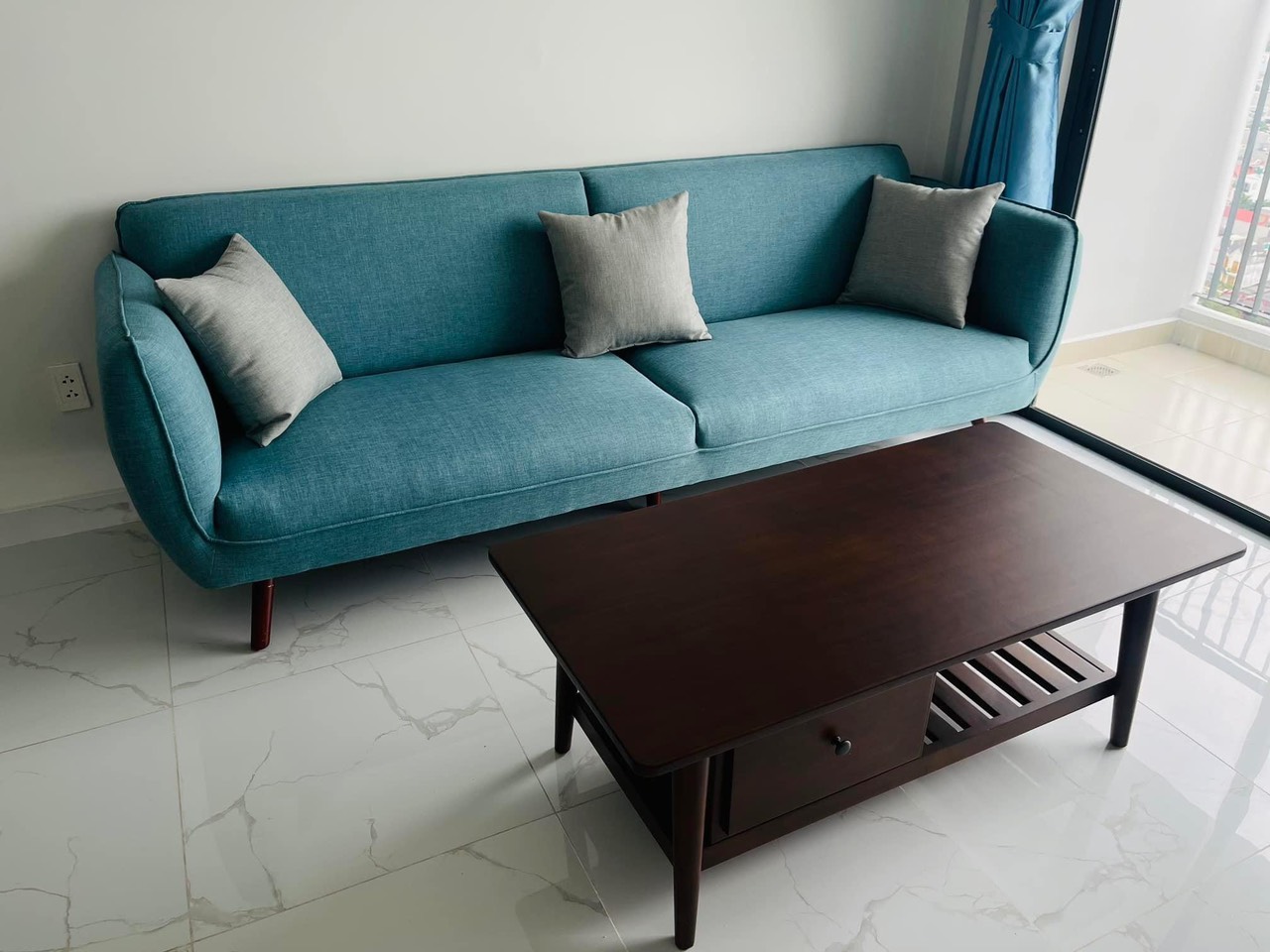 Bộ sofa băng 2 đôn Tundo băng gỗ kiểu Nhật