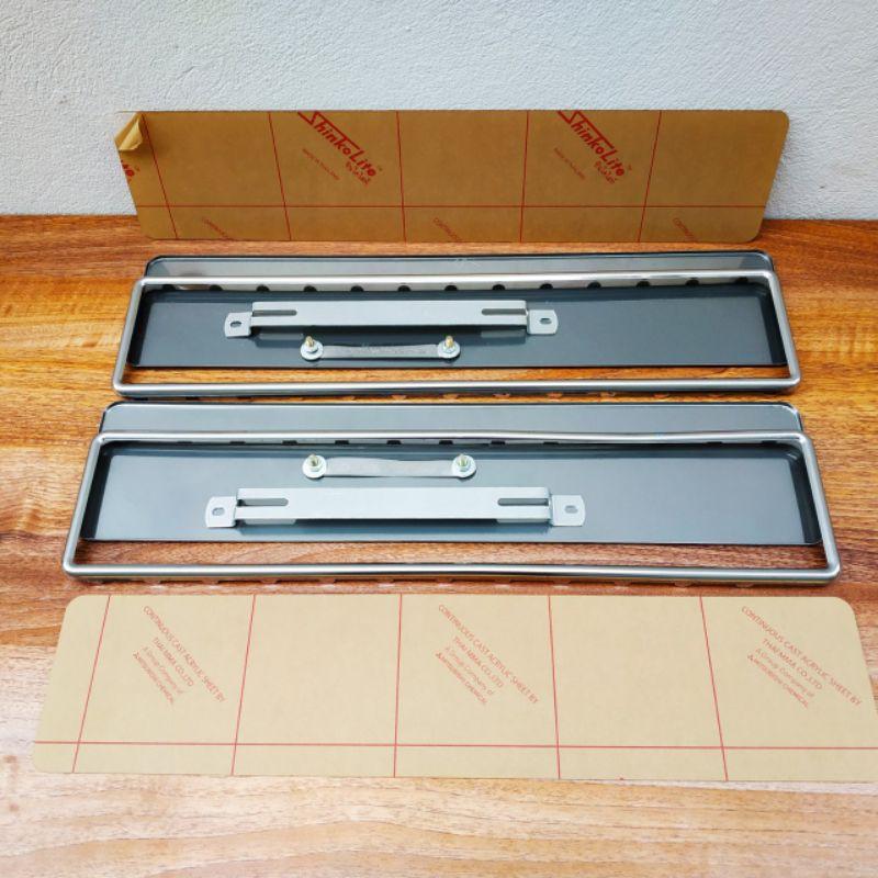 Khung dài biển số xe hơi kích thước 52cm*11cm có viền inox