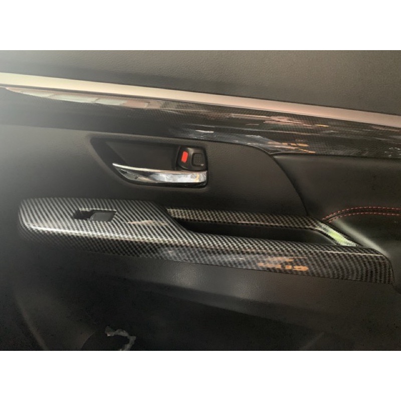 Ốp nội thất xe Suzuki Ertiga, XL7, XL-7 2020, 2021, 2022, 2023 loại nhựa Vân carbon cao cấp