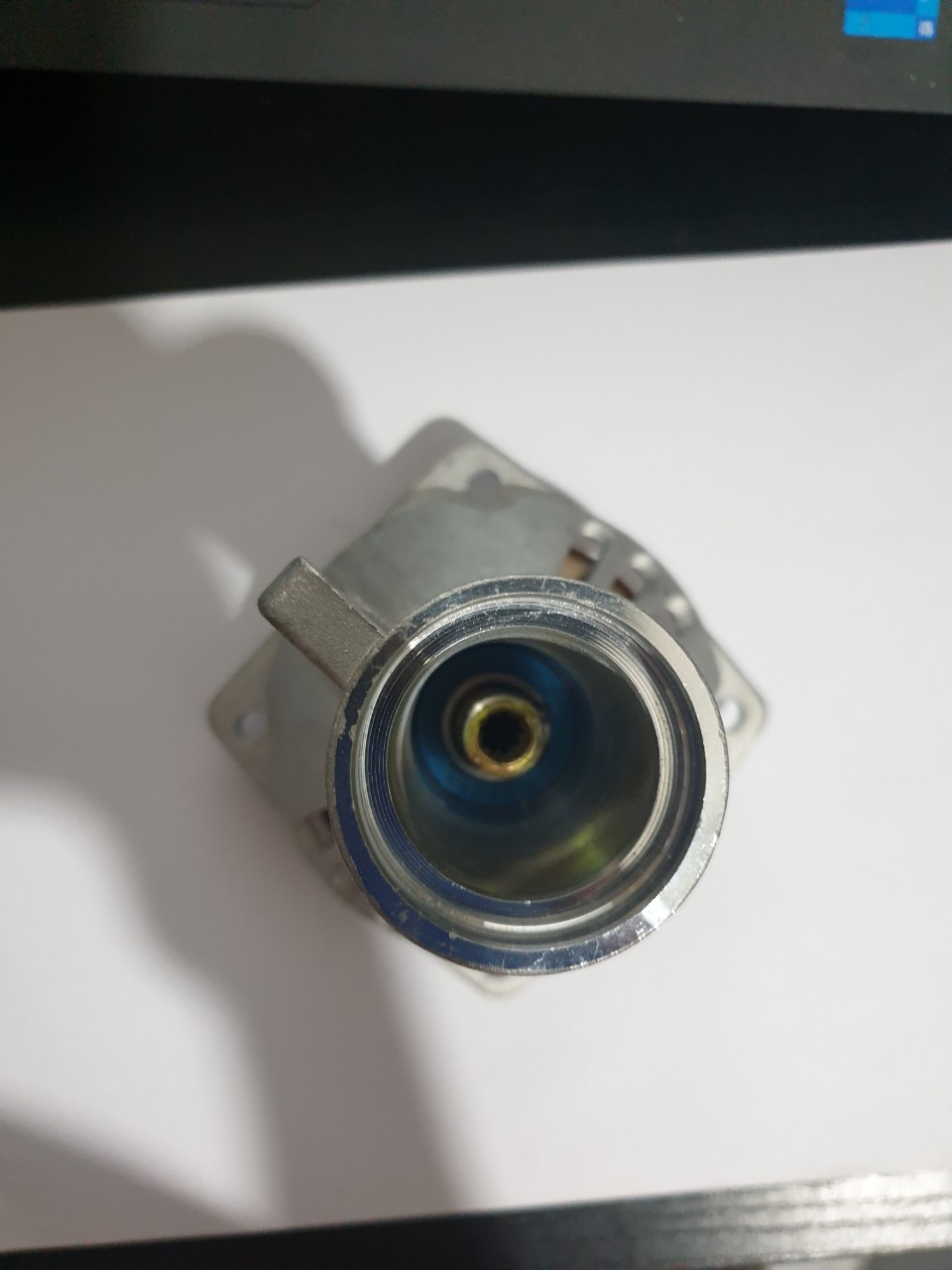 Bắp chuối máy cắt cỏ 28mm- 9 rãnh. BẮP CHUỐI XOAY