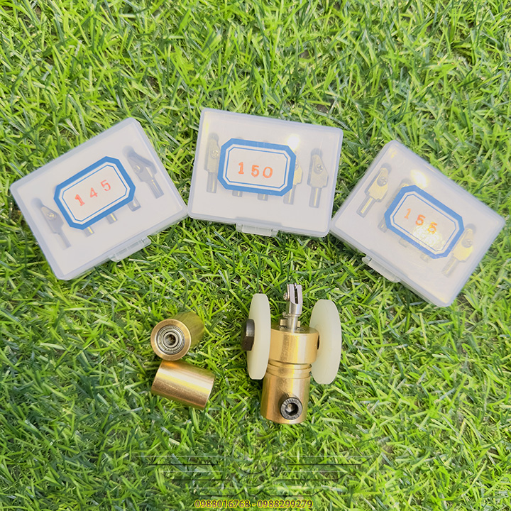 Ụ Đồng Có Bánh Xe Gắn Dao Cắt Kính Quay CNC