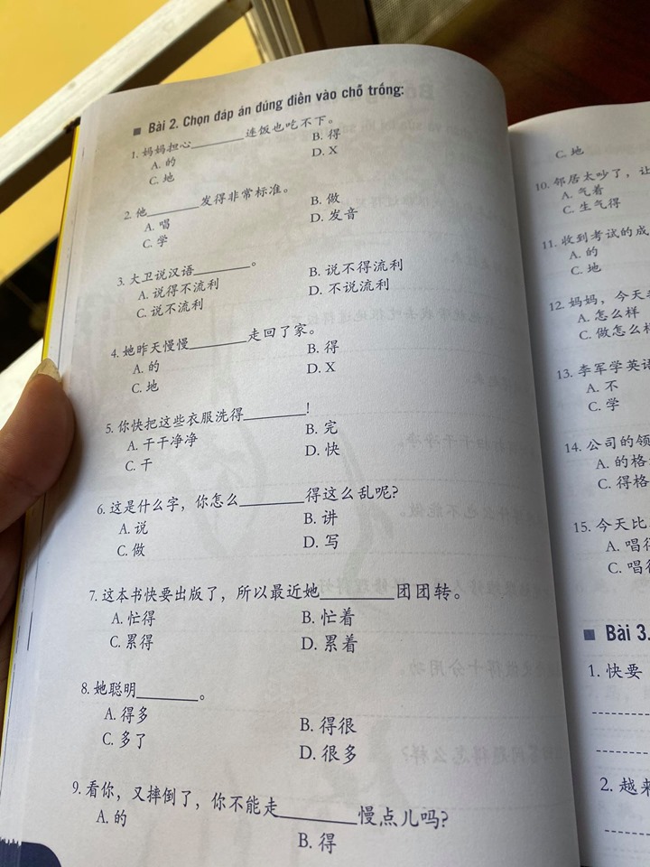 Bài tập củng cố ngữ pháp HSK cấu trúc giao tiếp &amp; luyện viết HSK4-5 (Sách song ngữ Trung Việt có phiên âm) + DVD quà tặng
