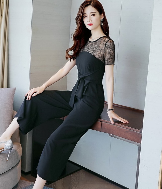 AV5947 - Jumpsuit - Đồ bay lửng ống rộng phối ren thắt nơ eo cực xinh