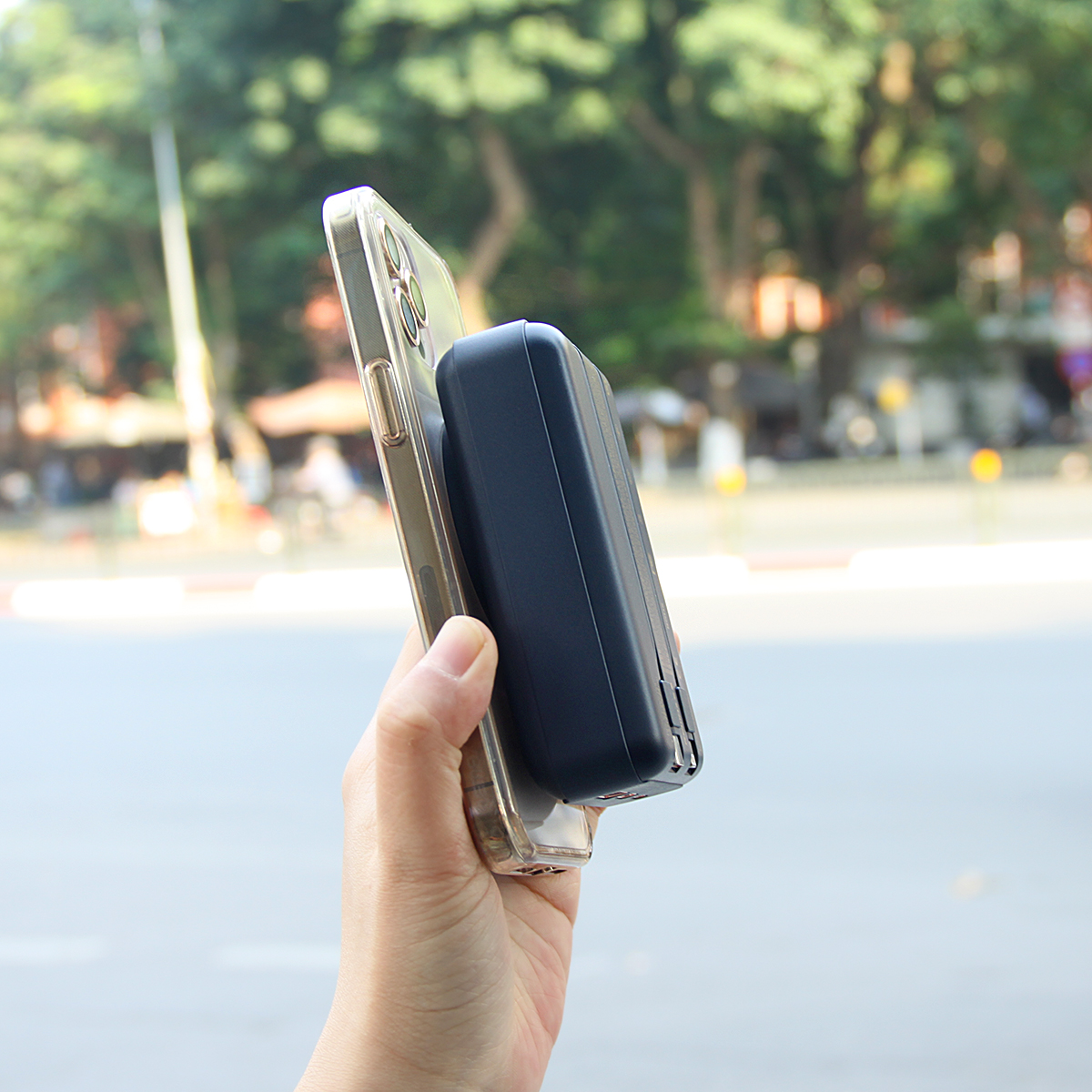 Pin Sạc Dự Phòng Không Dây Từ Tính Remax RPP-519 20000mAh Tích Hợp Kèm 2 Cáp Sạc Nhanh PD 22.5W - Hàng Chính Hãng Remax