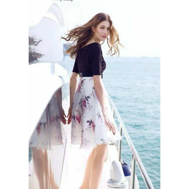 Đầm bẹt vai voan hoa xoè đẹp xuất xịn