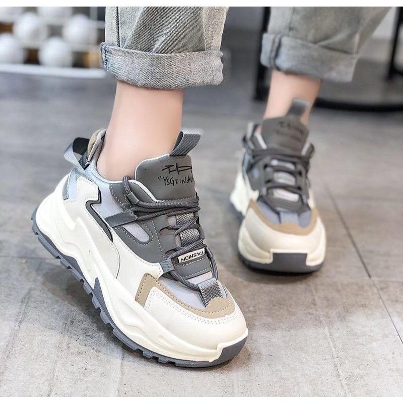 Giày Nữ Thể Thao Đế Gồ Tia Sét 66