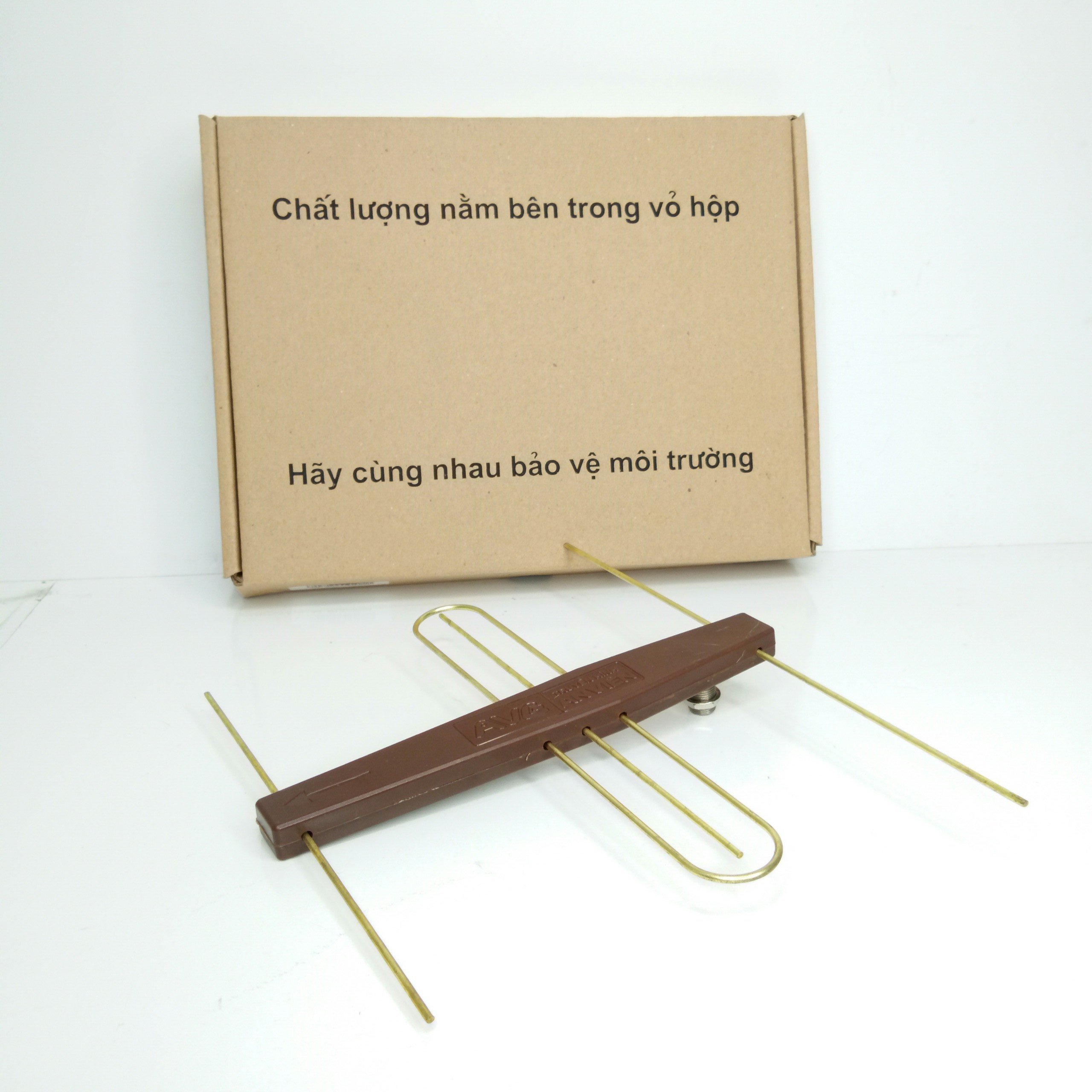 Đầu thu truyền hình số mặt đất AVG trọn bộ anten AVG ,Dây 15 mét, Hàng Chính Hãng.