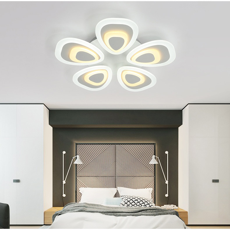 Đèn ốp trần Mica hình đuôi công hiện đại 5 cánh MO969