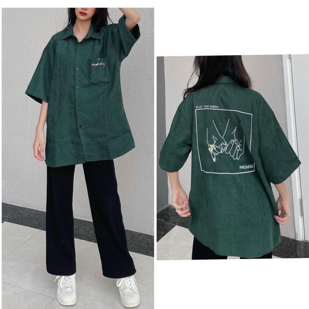 Áo sơ mi xanh lá thêu hình mặt trước với mặt sau rất đẹp,chất liệu vải lụa mango dày dặn , không nhăn , vải rất mượt tay