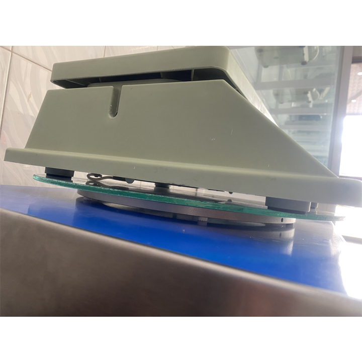 Cân tính tiền chống nước QUA 832