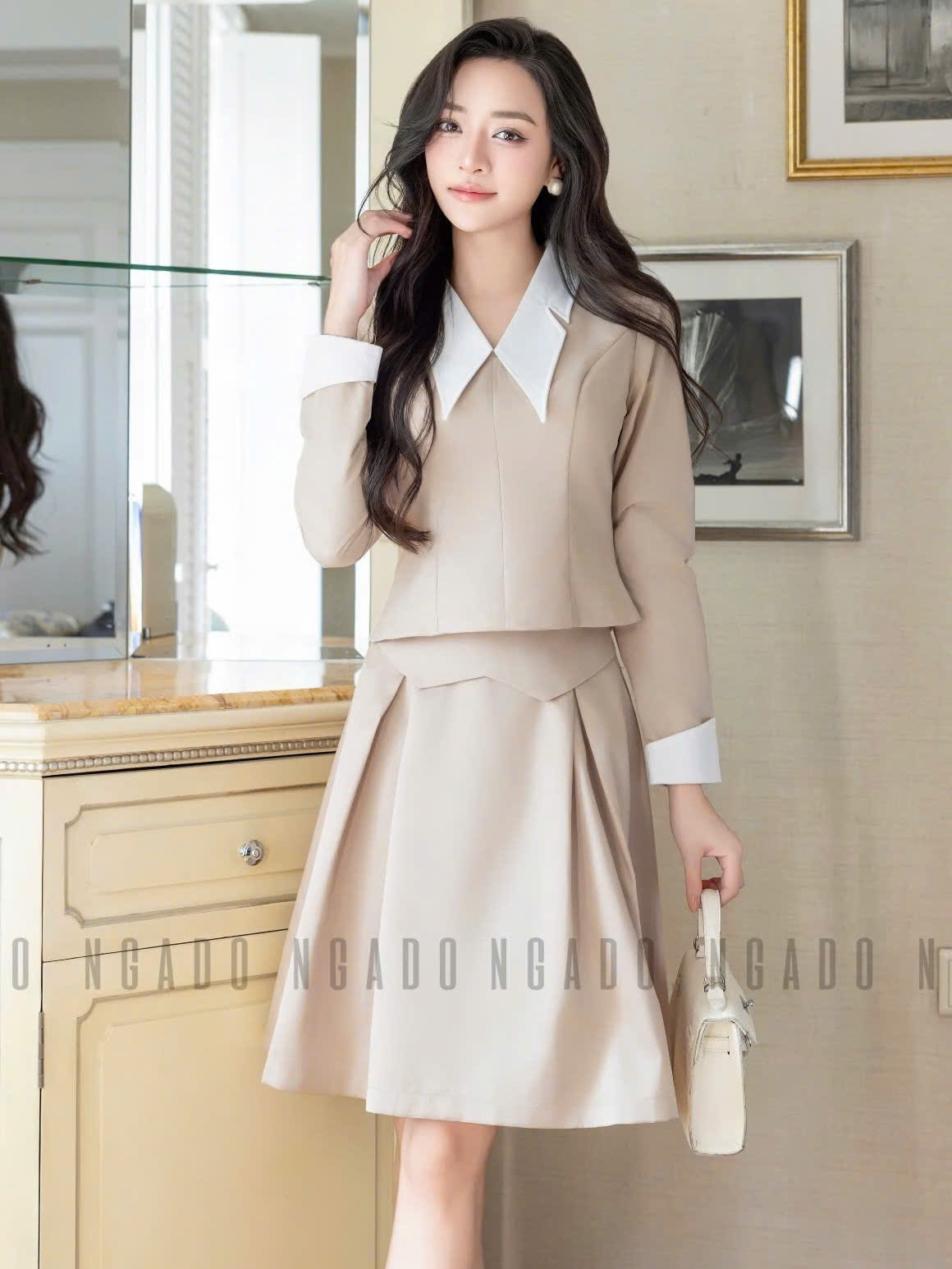 Set áo váy nude phối cổ trắng NGADO , set áo kèm chân váy