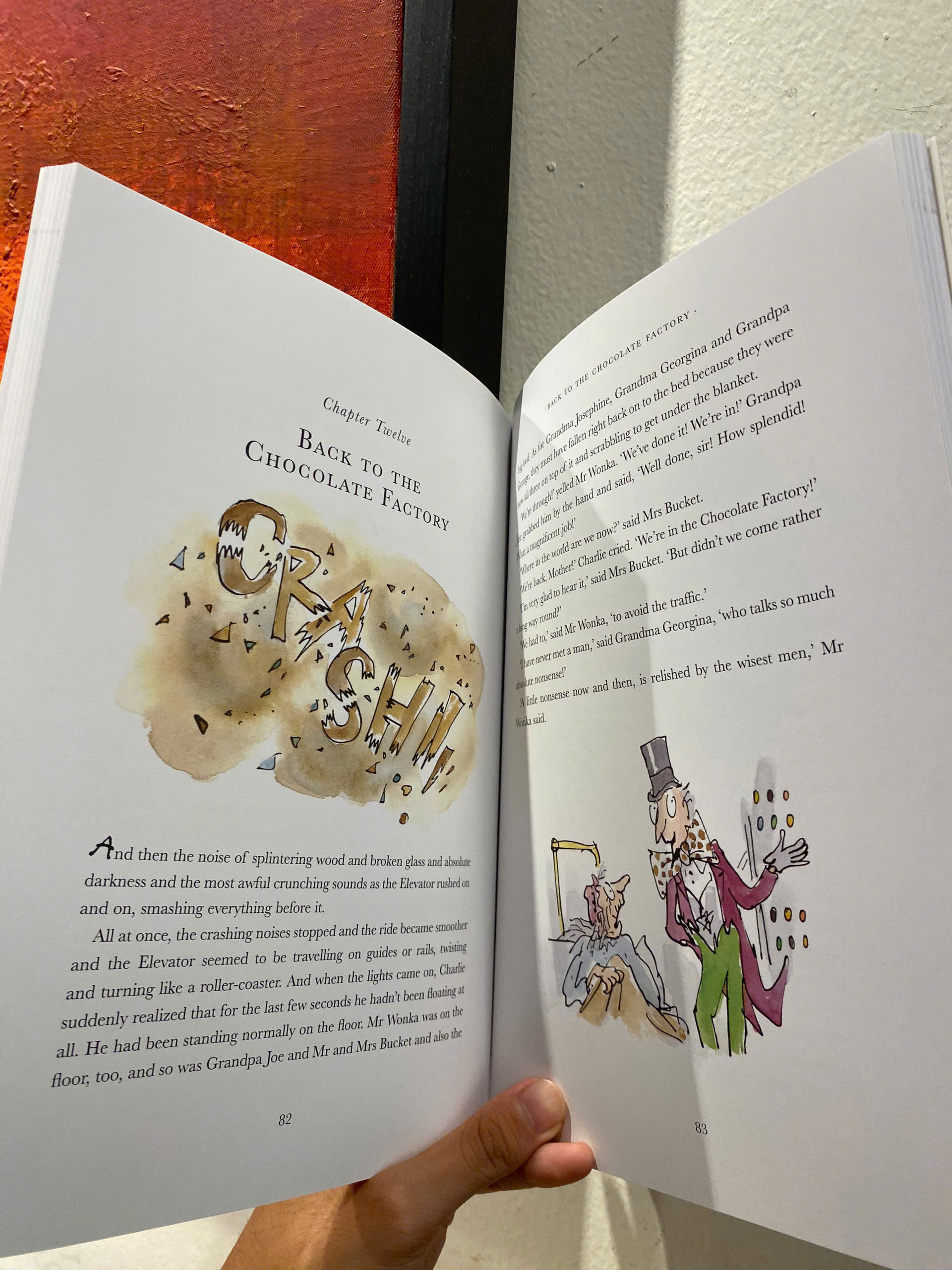 Sách - Charlie and the Great Glass Elevator by Roald Dahl, Quentin Blake - Sách Tiếng Anh trẻ em