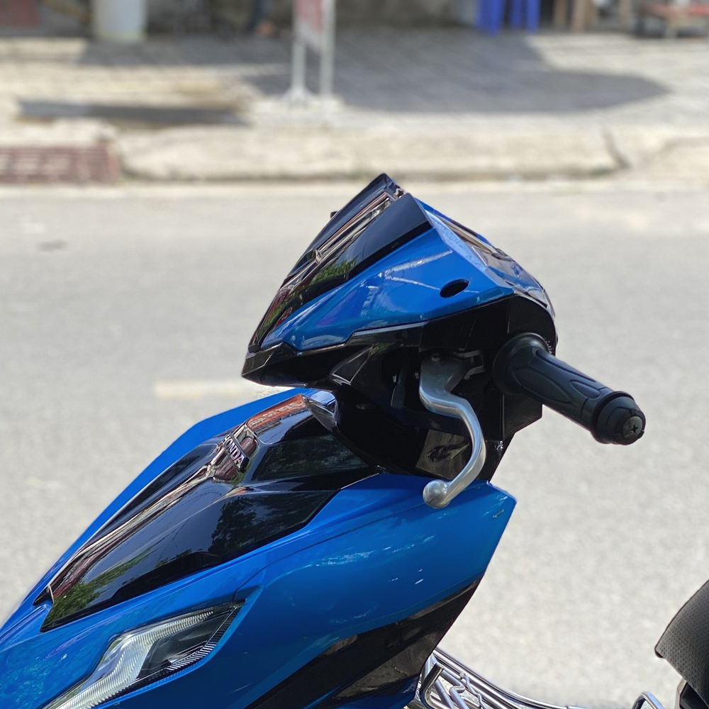 Chắn Gió Dành Cho Air Blade 2020 Bảng 125cc + Tặng 01 Móc Gắng Chìa Khóa Xe Ngẫu Nhiên