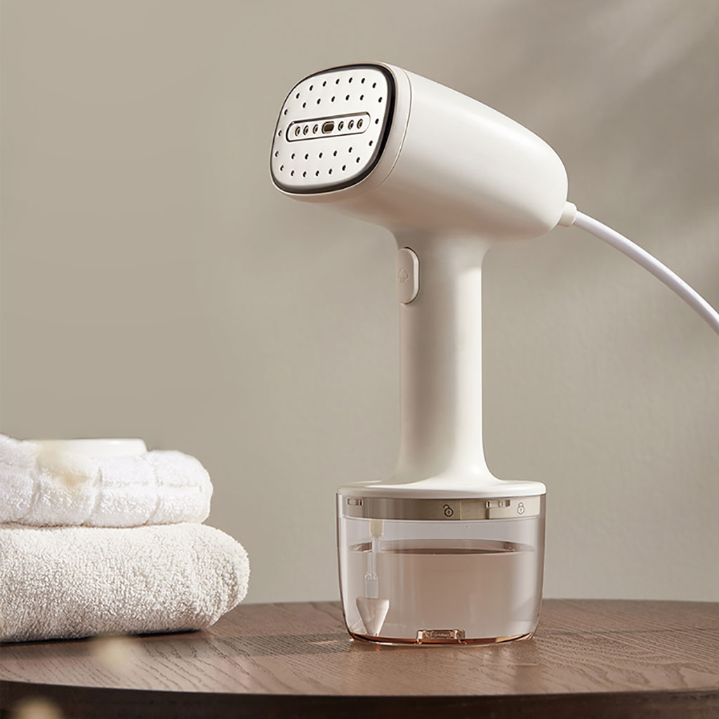 Bàn ủi hơi nước cầm tay Bear GTJ-D10M1 - Hàng chính hãng