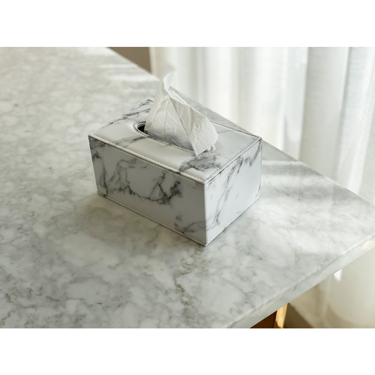 Hộp đựng khăn giấy bọc giả da họa tiết đá Marble cao cấp