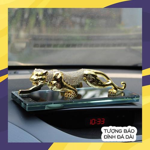 Tượng báo đính đá dài