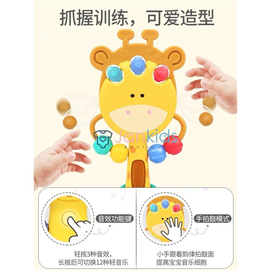 Đồ chơi xúc xắc cầm tay có đèn kèm gặm nướu 2 trong 1 BABYTRY cho bé trên 18 tháng tuổi