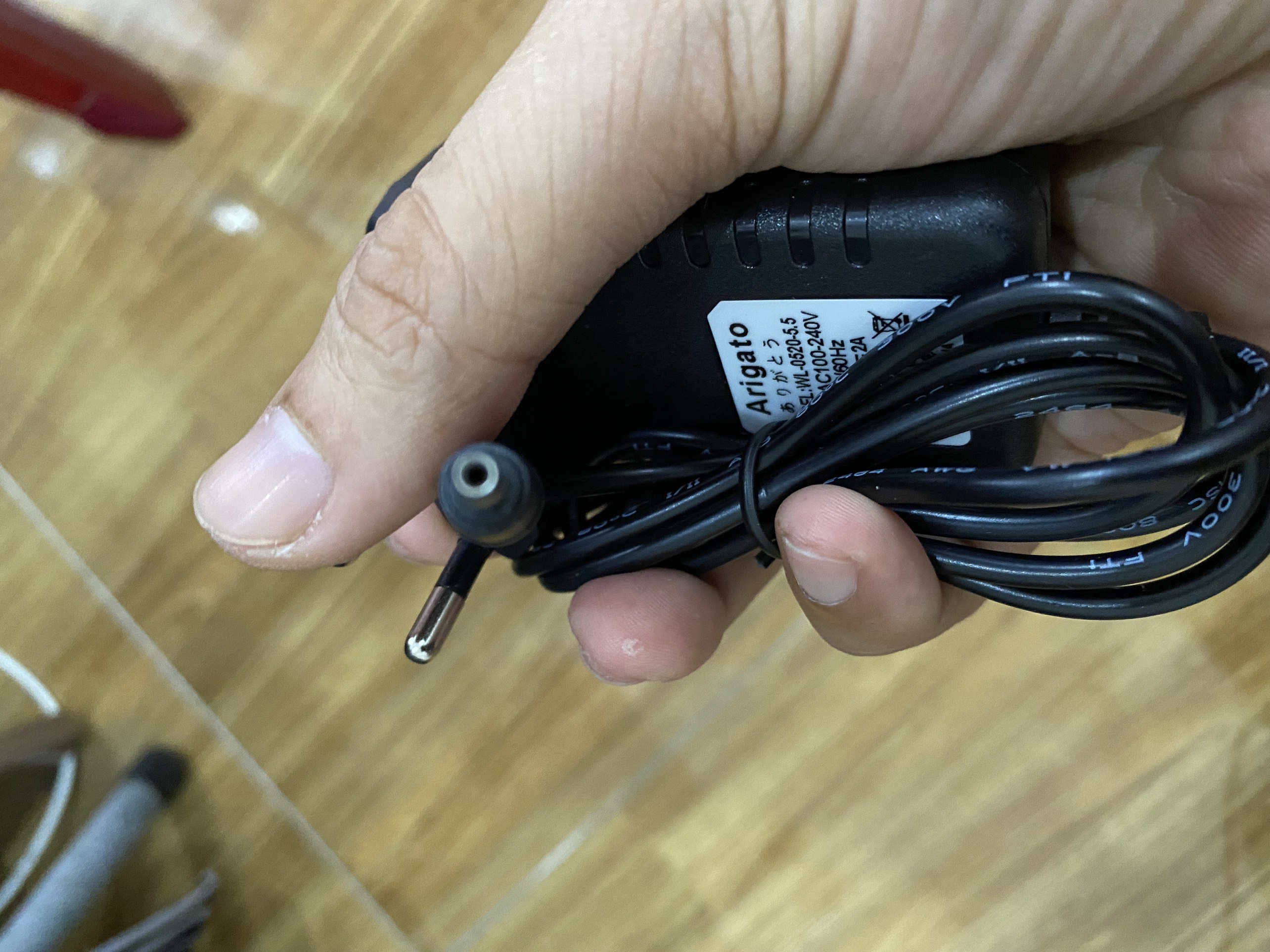 Adapter 5V 2A - đầu 3.5mm cho Camera Yoosee