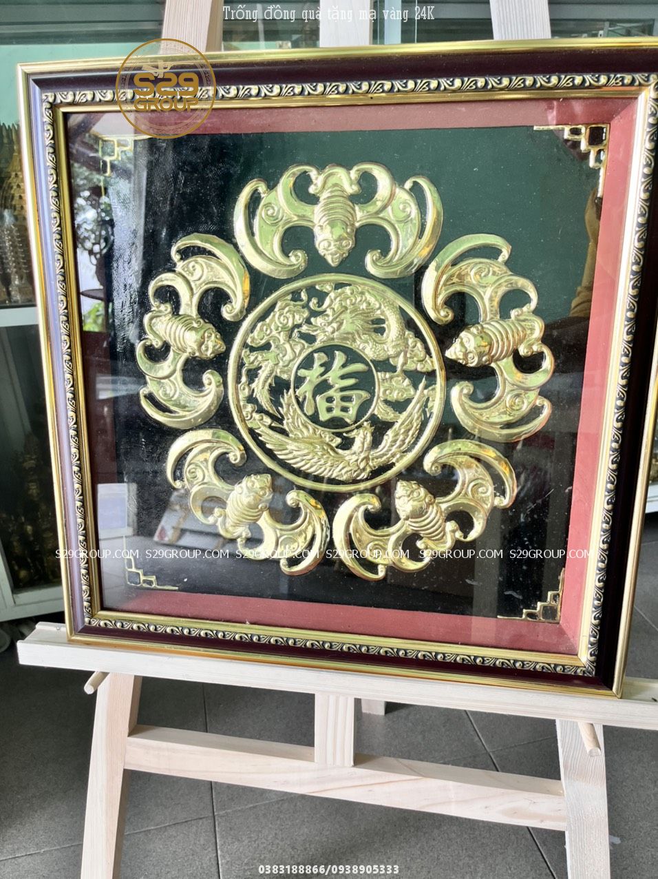 Tranh ngũ phúc lâm môn bằng đồng kt 40cm khung vân giả gỗ,nền nhung,chữ bằng đồng nguyên chất