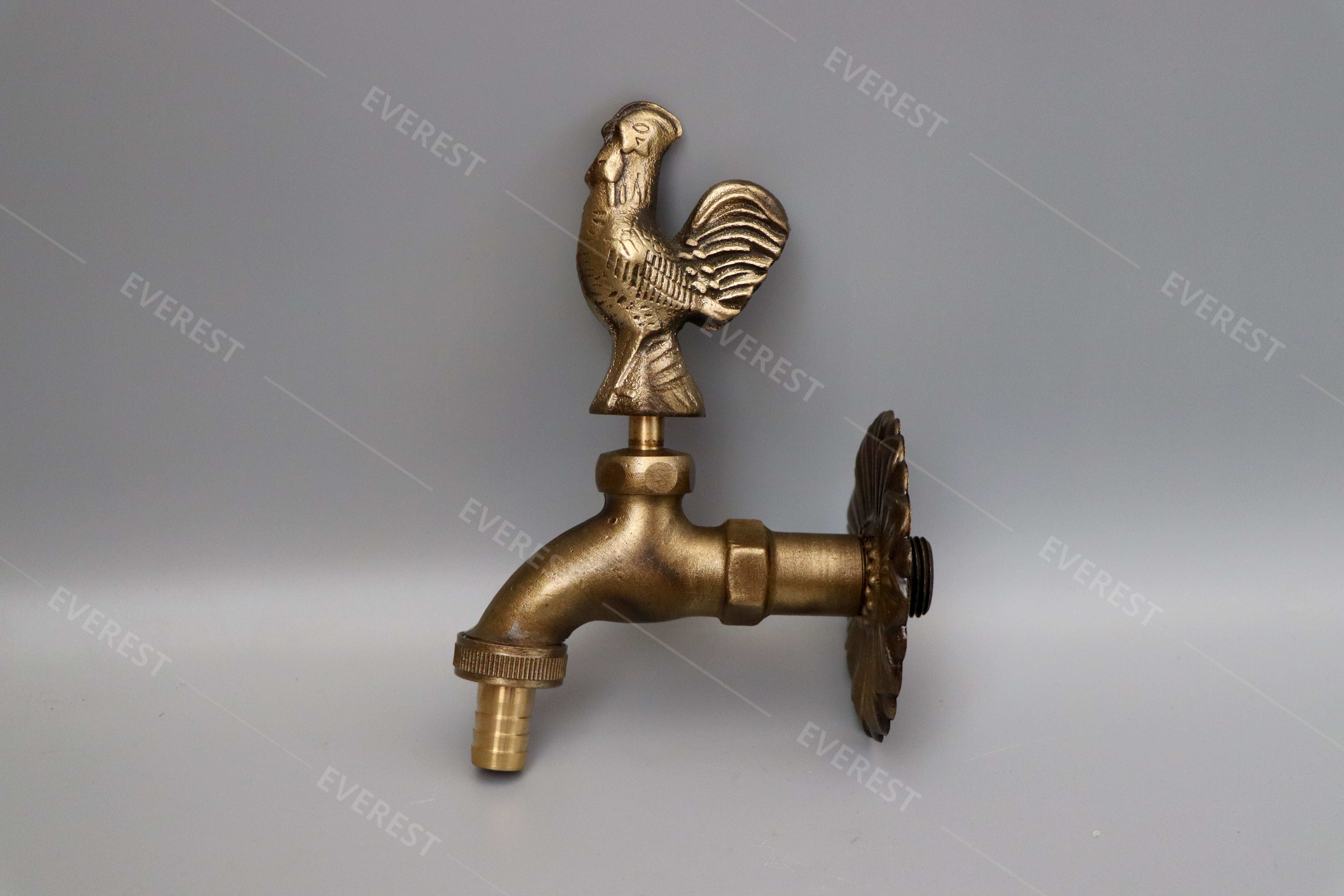 Vòi xã nước bằng đồng cổ điển EVEREST EV-4047