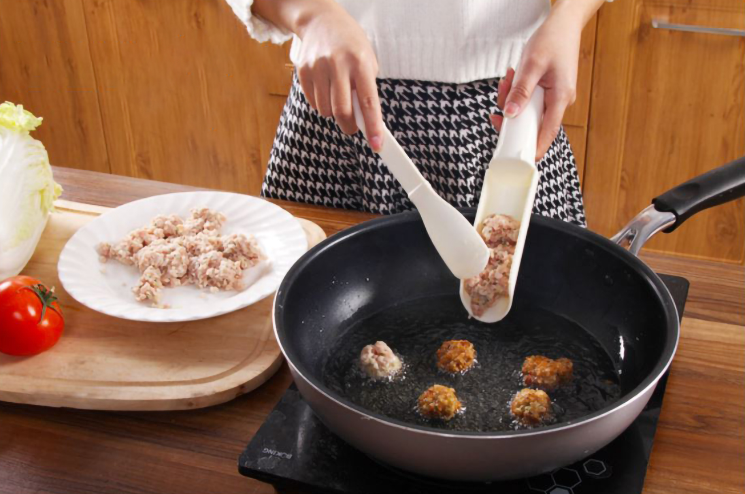 Dụng cụ chia thịt viên tiện dụng - combo 2 bộ