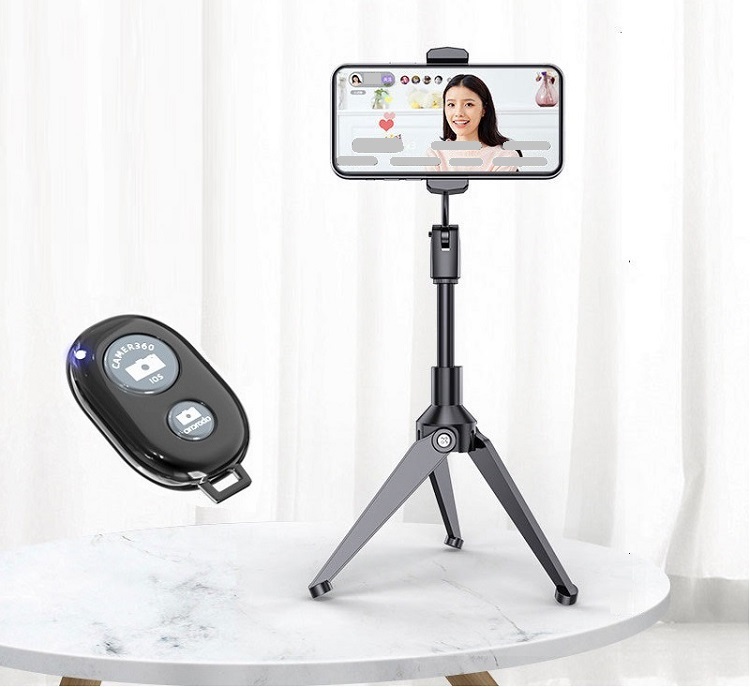 Giá Đỡ 3 Chân Quay Phim Chụp Ảnh Livestream LT.04 Kẹp Điện Thoại, Ipad Kèm Điều Khiển Từ Xa