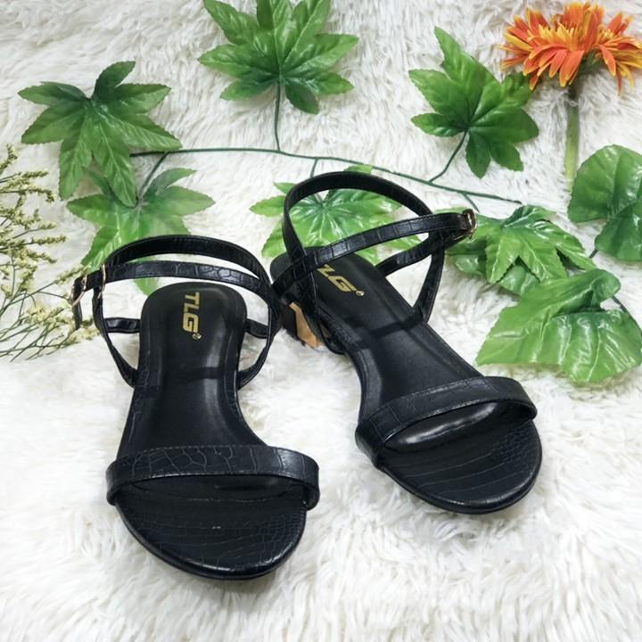 Sandal 3 phân vân cá sấu hot trend 2020 trẻ trung năng động 20830