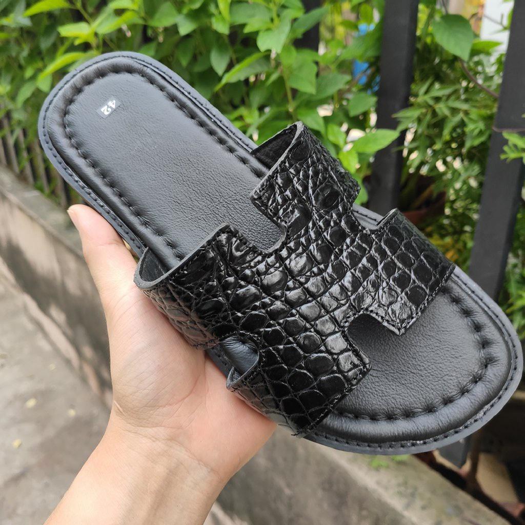 Dép ngang da bụng cá sấu rất êm!