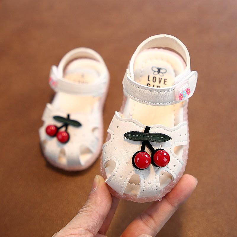 Giày sandal trẻ em quả Cherry kiểu dáng dễ thương đáng yêu cho bé gái BẾ BẾ SDB6