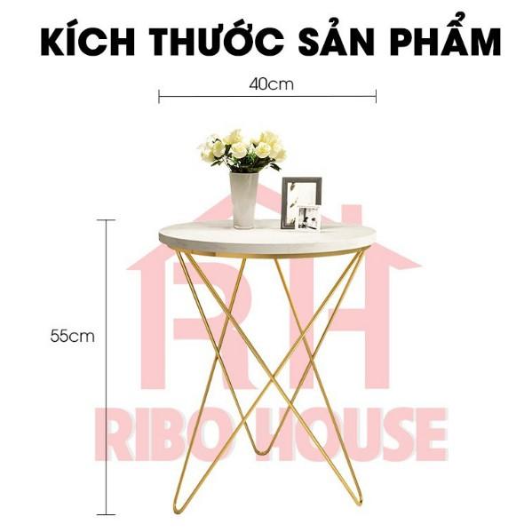 Bàn trang trí cạnh sofa cho phòng khách đẹp ngây ngất
