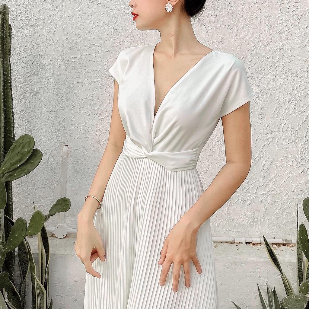 Kelly Dress | Đầm thiết kế xoắn ngực tùng xoè xếp ly Story.clothes thời trang nữ