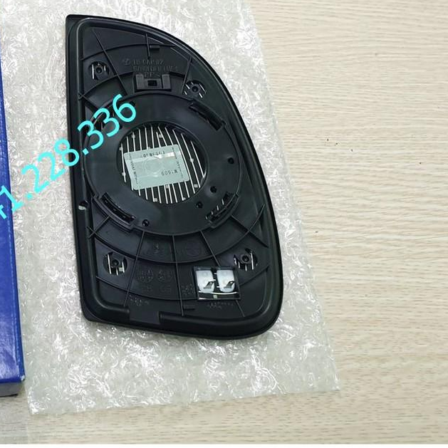 Mặt gương chiếu hậu điện dành cho xe Hyundai Getz
