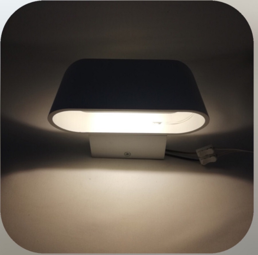 Đèn led gắn tường hiện đại sơn tĩnh điện trắng- VTTH8027/2