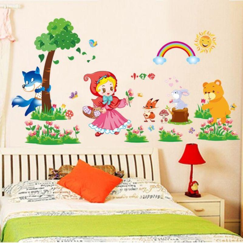 Decal dán tường, tranh dán tường cô bé quàng khăn đỏ