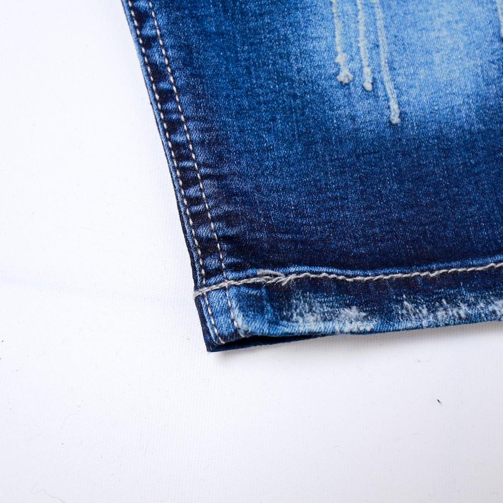 Quần jean lửng bé trai